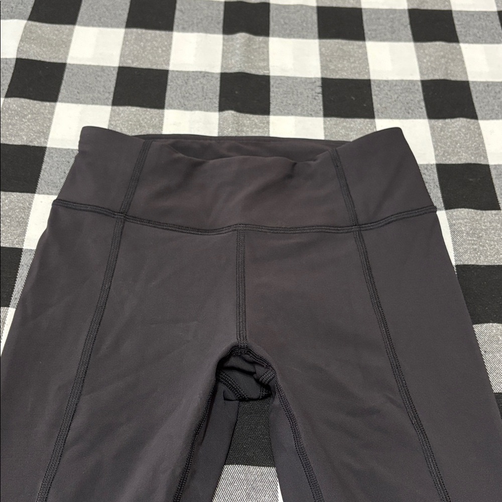 Lululemon Tight Stuff Black Gray Reflective Dots Scalloped Hem Leggings Tights 4 - Picture 6 of 16
